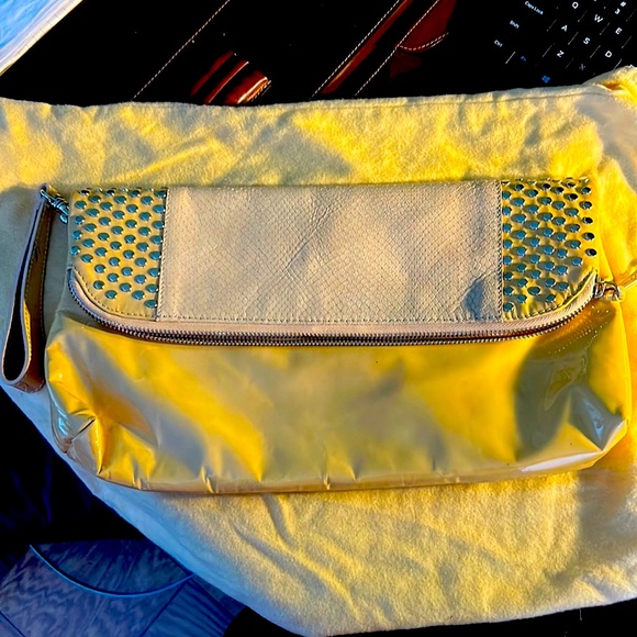 Stuart Weitsman combination of pattern and snake leather - Picture 1 of 5